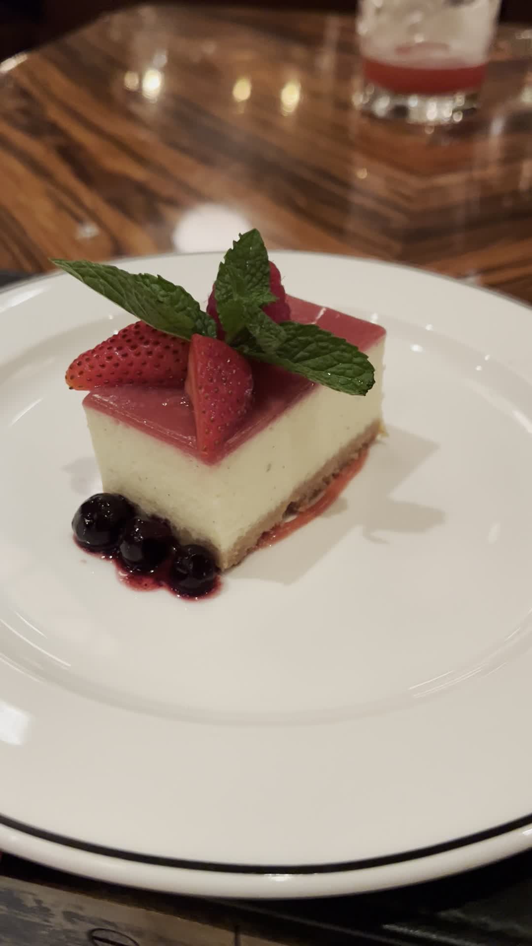 Video review of American Cut