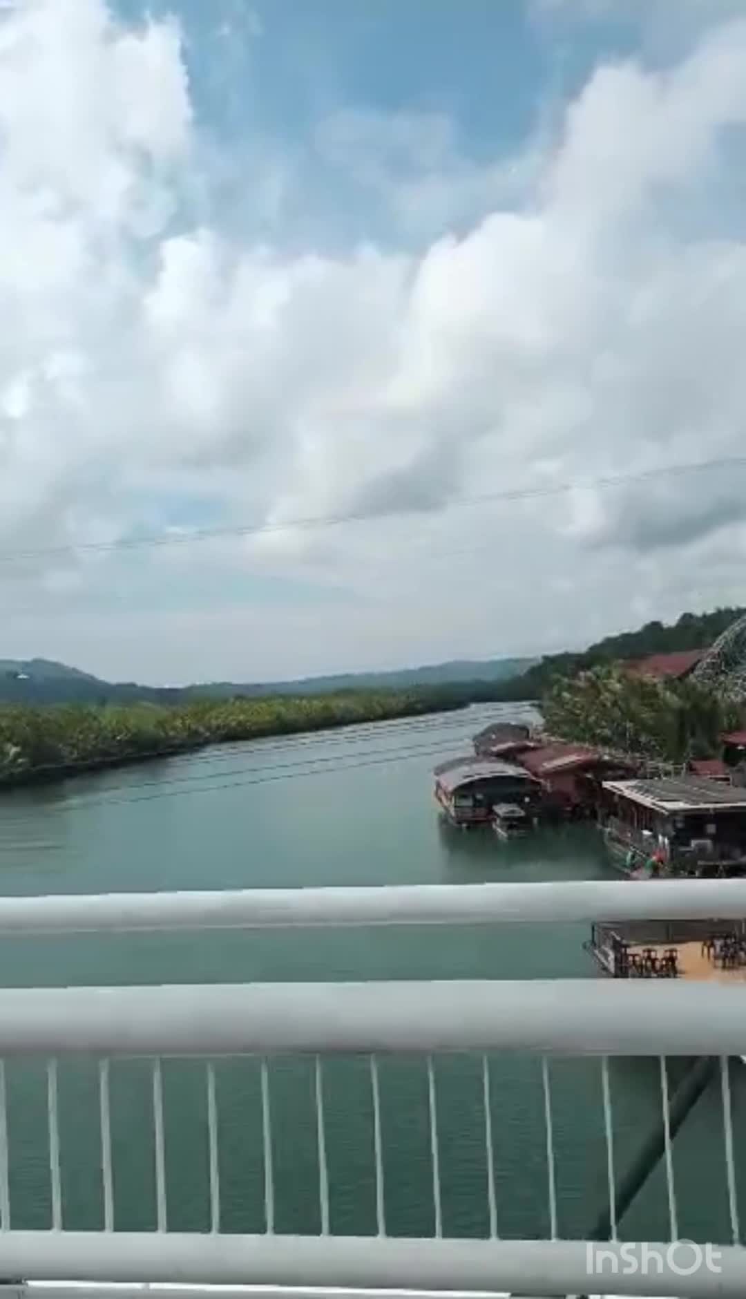 Video review of Loboc River Tourist Complex