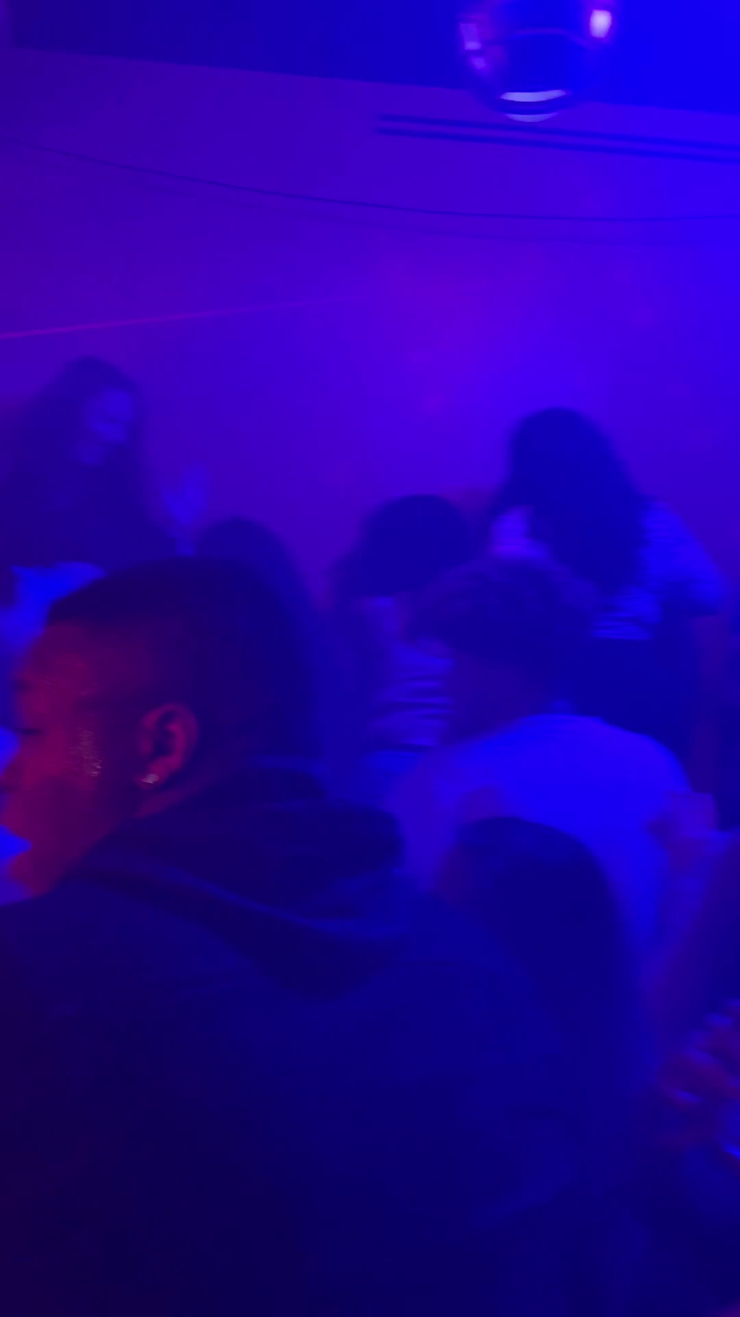 Video review of MK Karaoke
