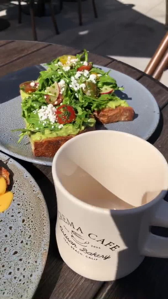 7 Leaves Cafe