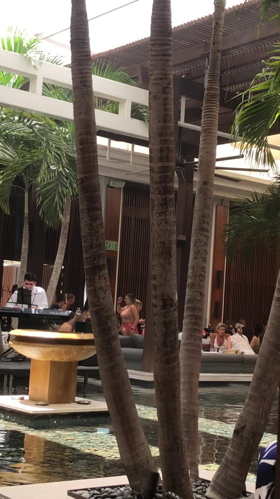 Jaya at the setai