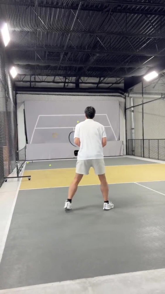 Revo Tennis