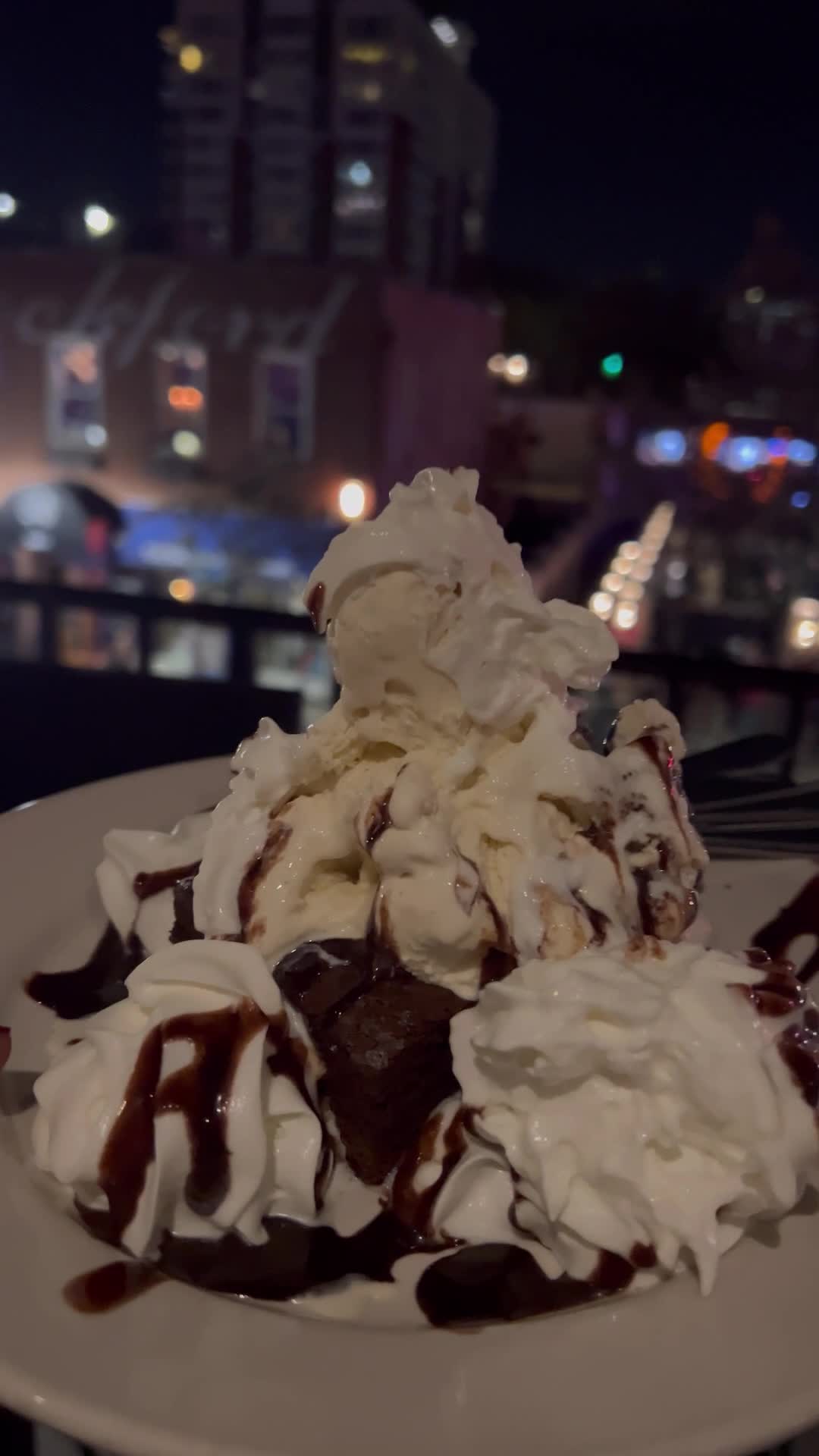 Hibernian Irish Pub & Restaurant