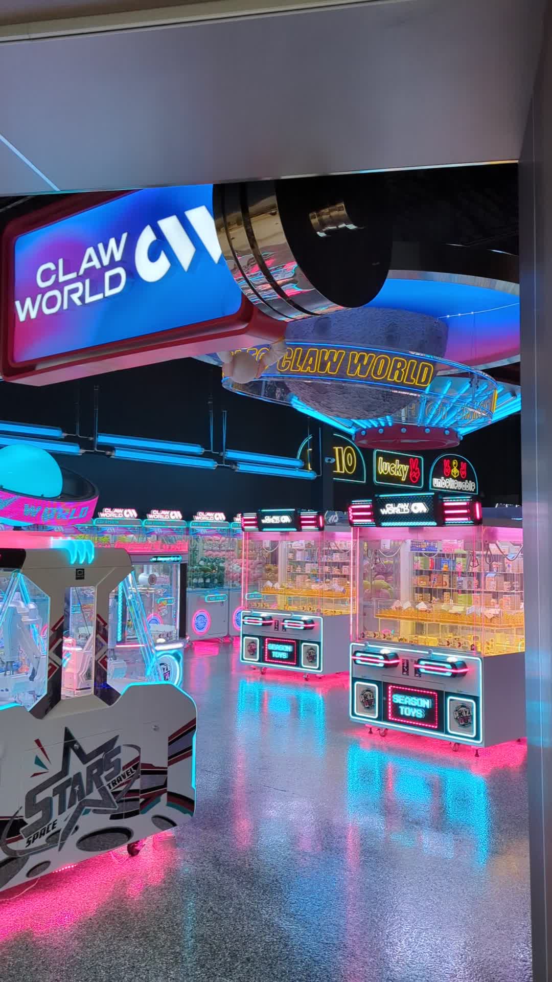 Claw World