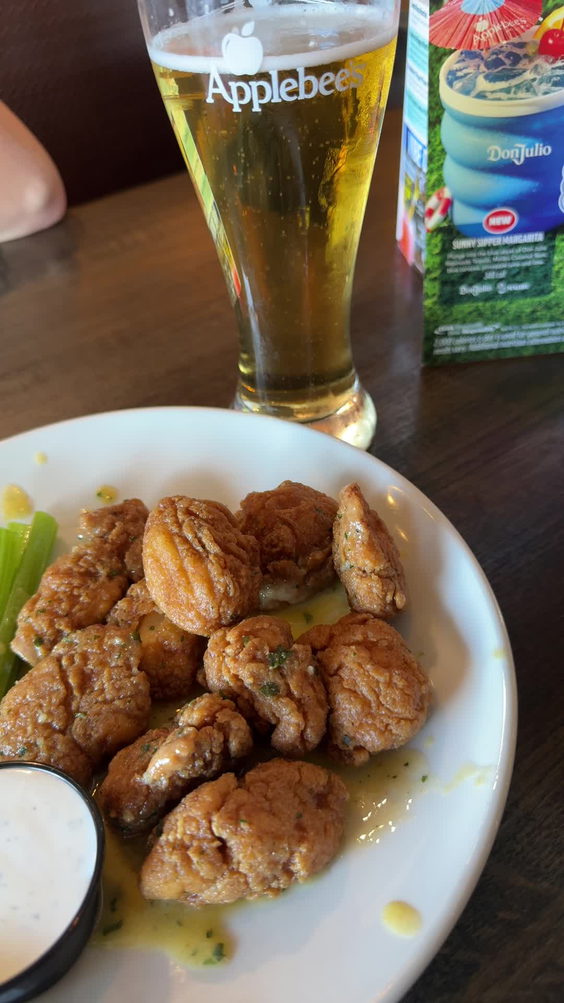 Applebee's Grill + Bar