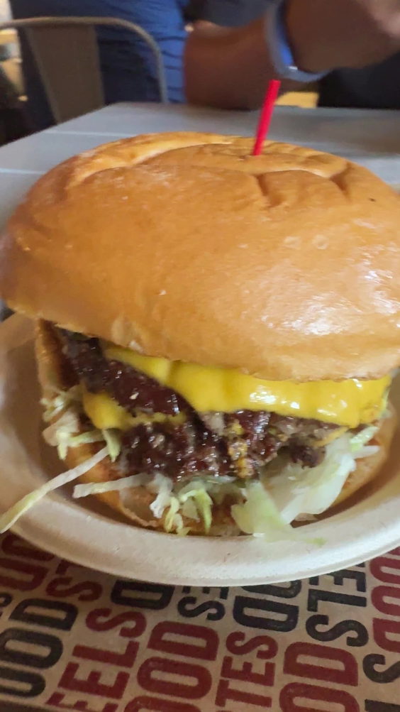HiHo Cheeseburger