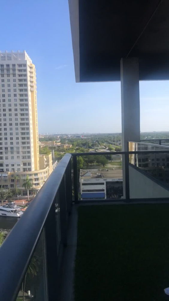 Society Las Olas