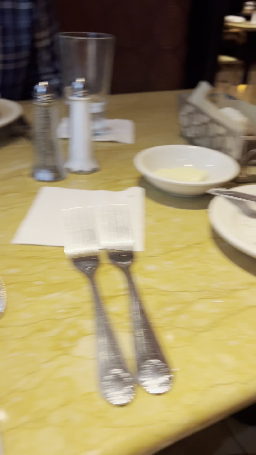 Video review of The Cheesecake Factory