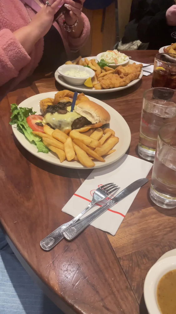 Junior's Restaurant