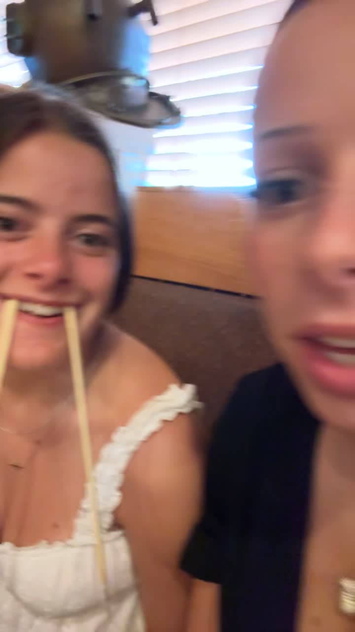 Video review of Laishley Crab House