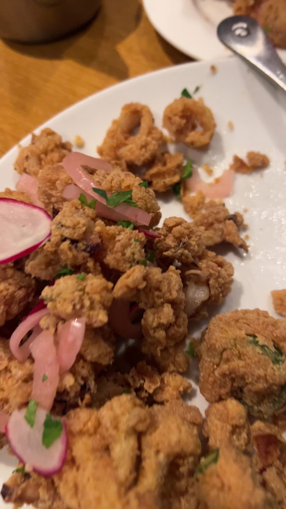 Earls Restaurant & Bar