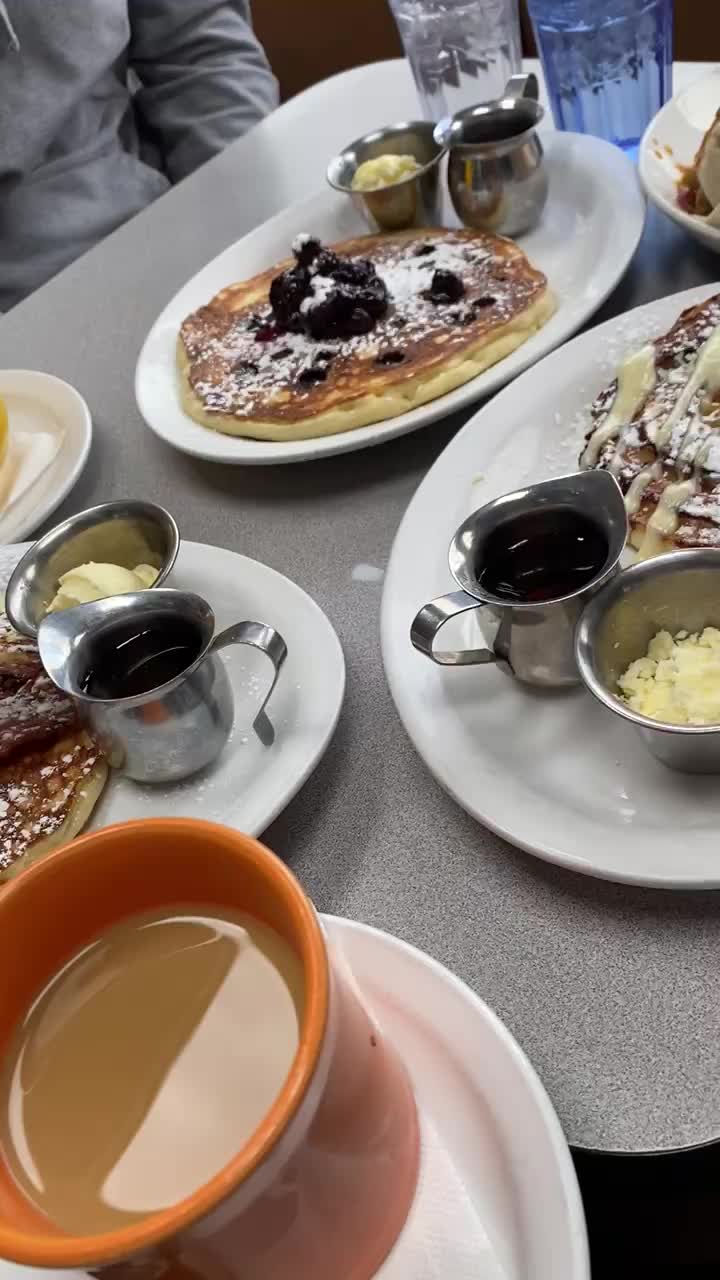 Video review of Jelly Cafe