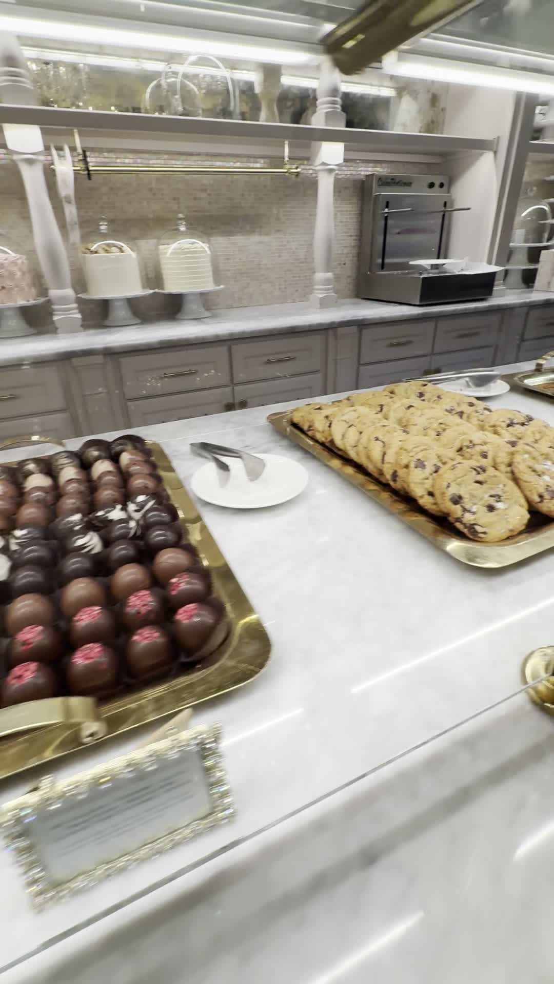 The Cake Bake Shop by Gwendolyn Rogers