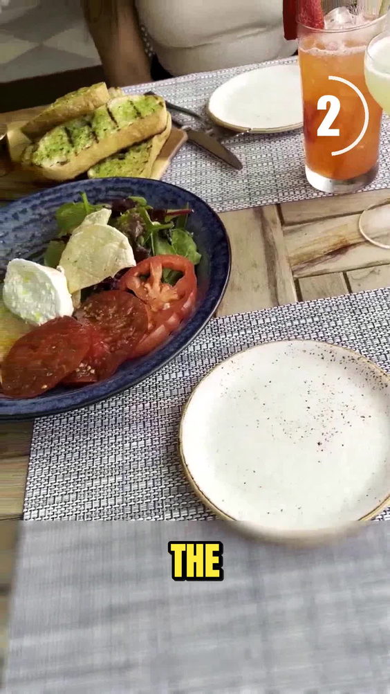 Bistro 245