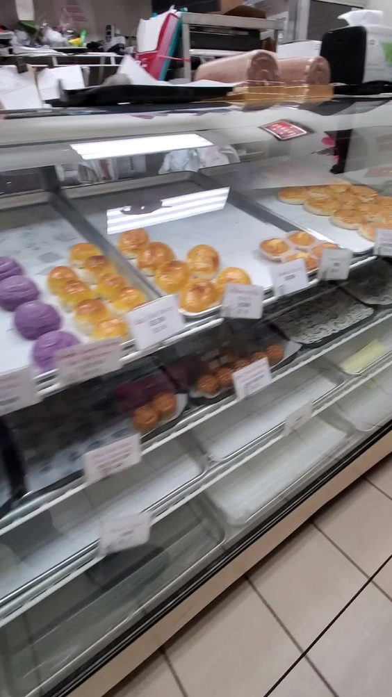 Yummy Bakery and Cafe