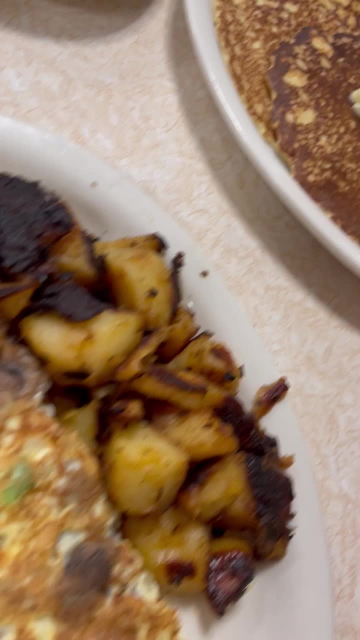 Video review of Circle Diner