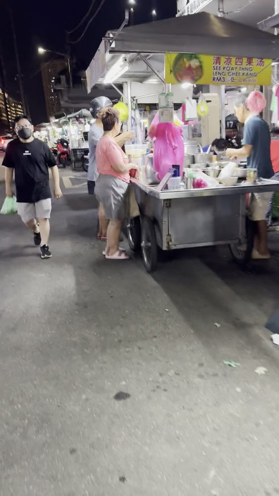 Jelutong Market 日落洞菜市场