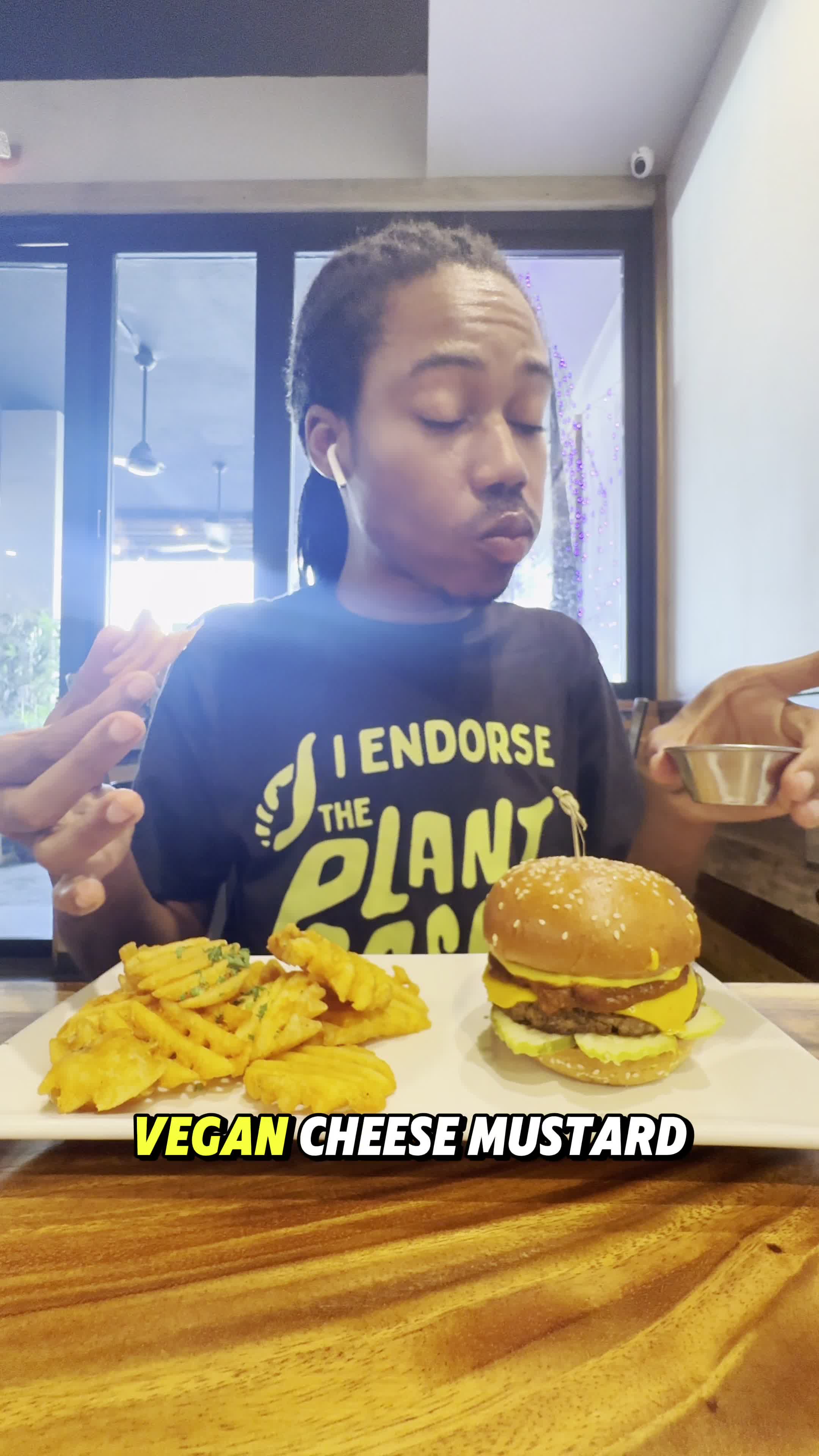 Video review of O'cado