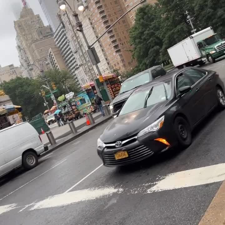 Video review of Columbus Circle