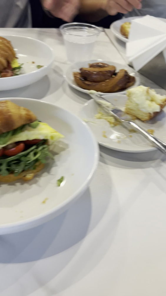 Farine Bakery & Cafe