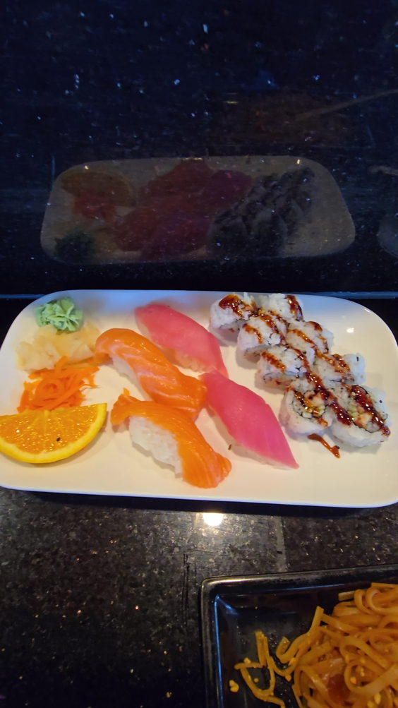 E Noodle & Co Asian Bistro