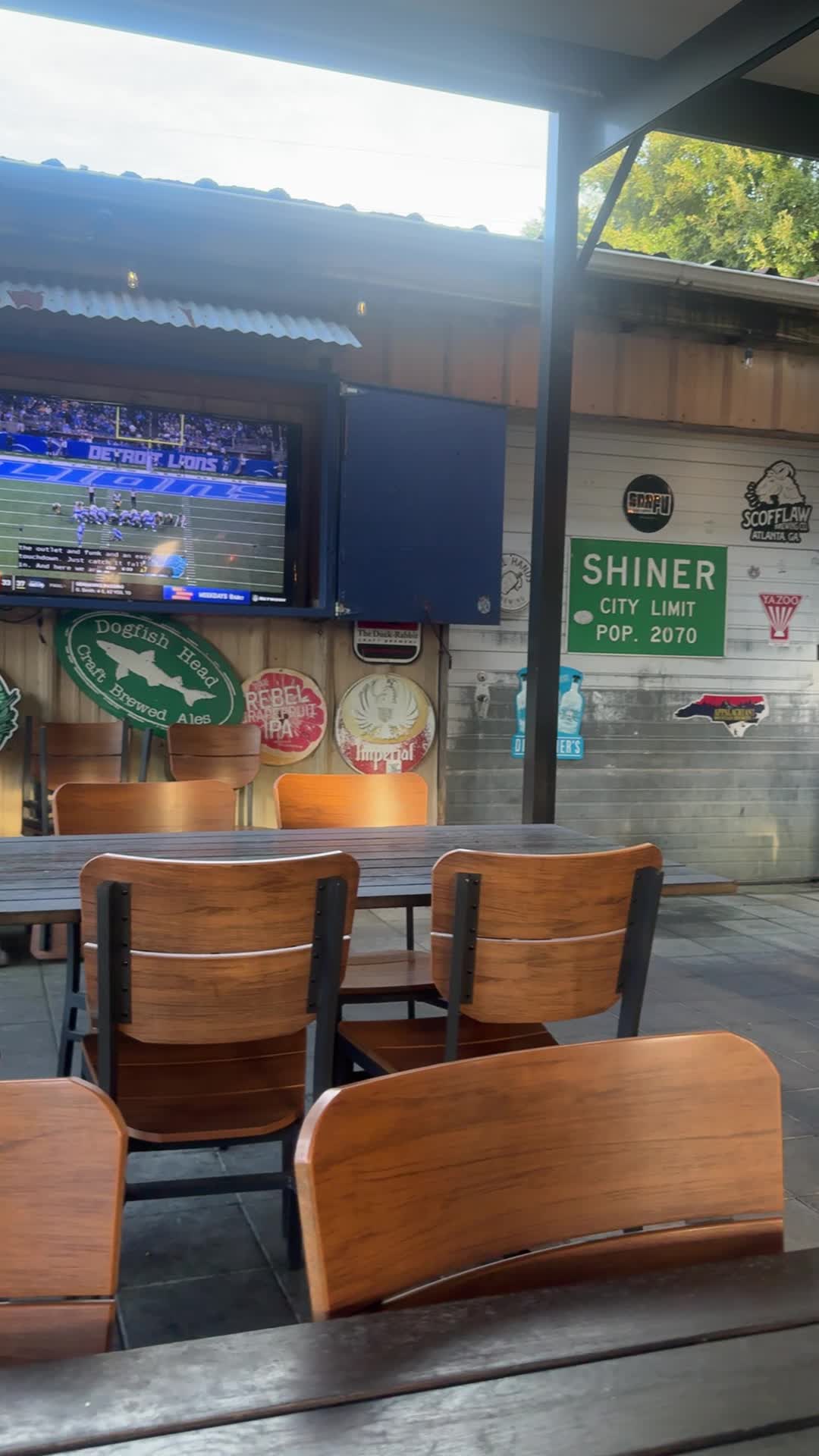 Video review of Bohemian Bull