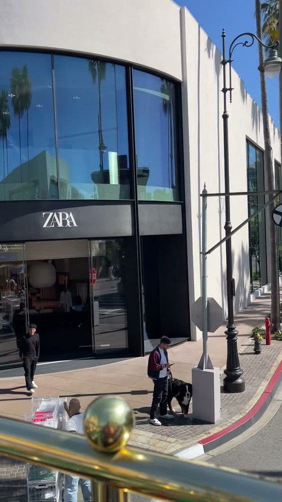 City Moment · Los Angeles