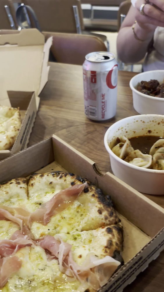 800 Degrees Pizza