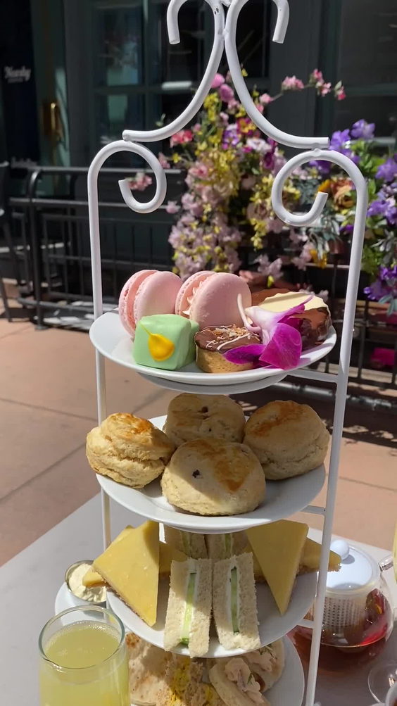 Babe's Tea Room