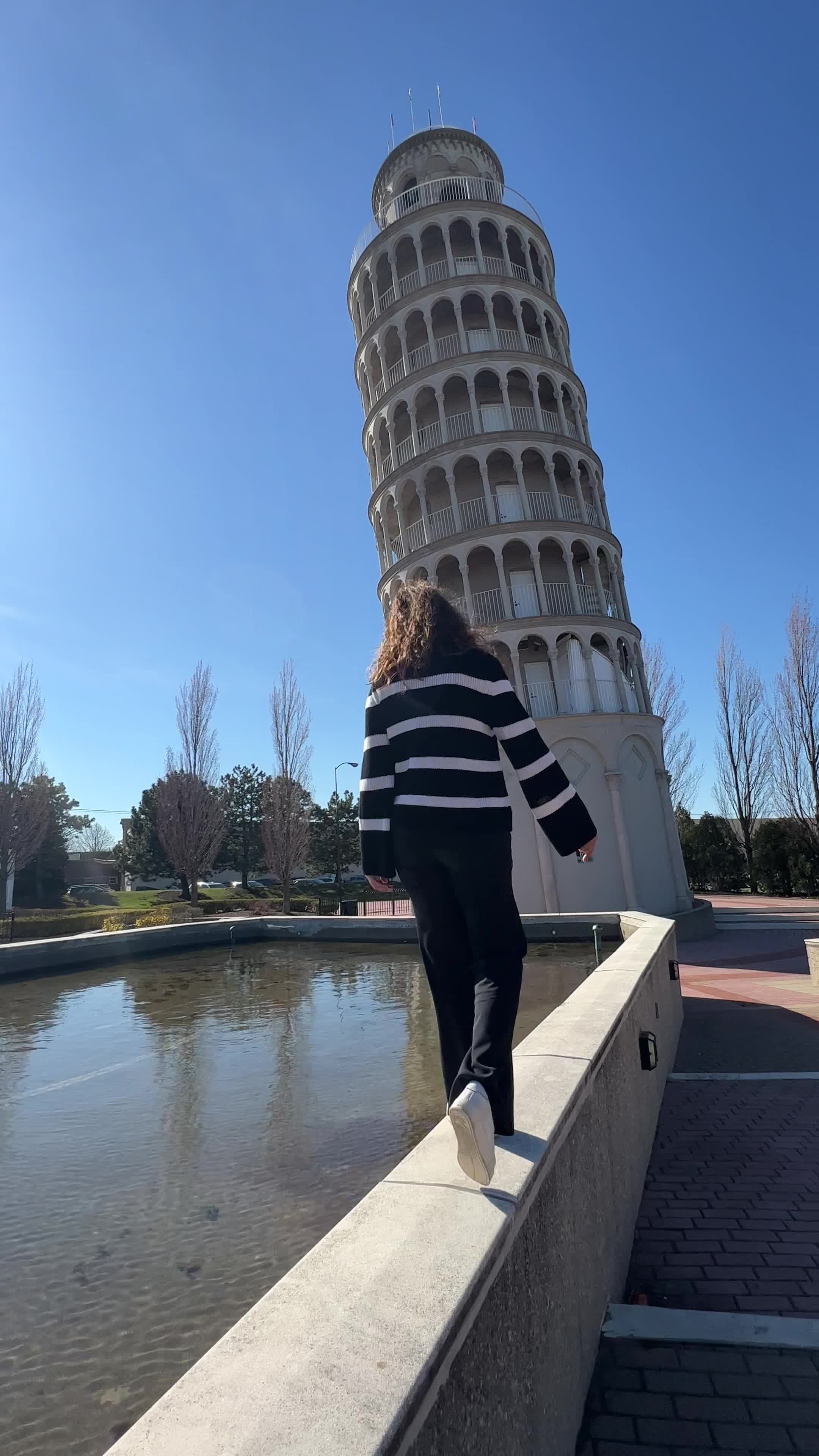 Leaning Tower of Niles