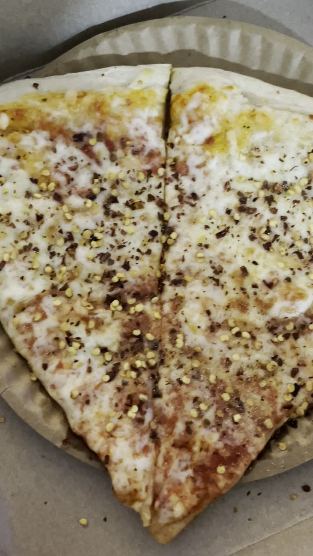 Video review of 99¢ Fresh Pizza