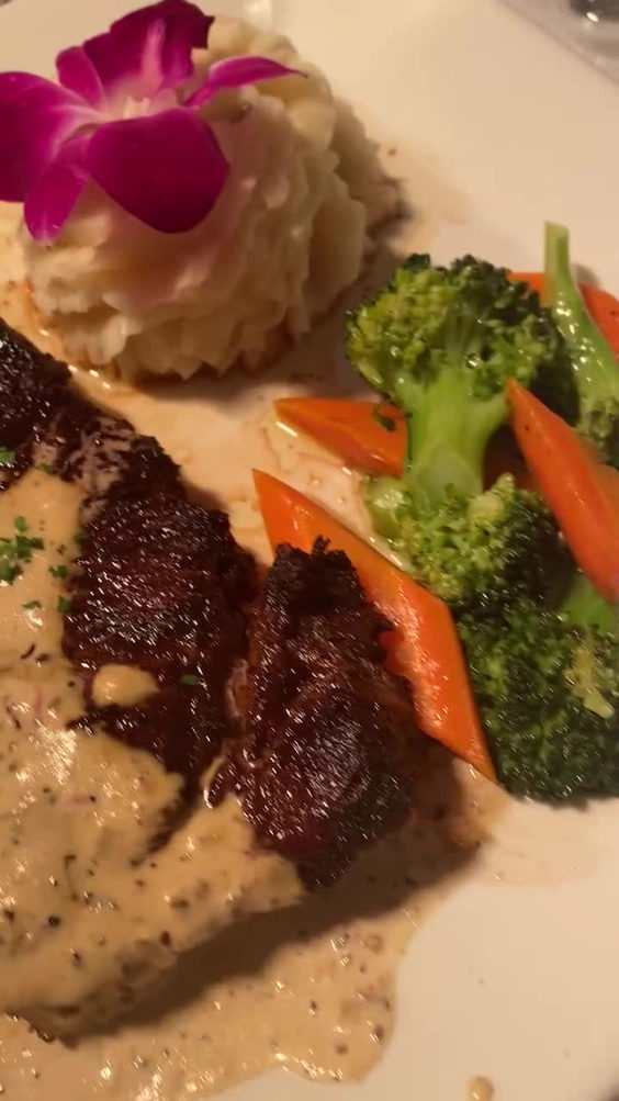 Deluca's Italian Restaurant