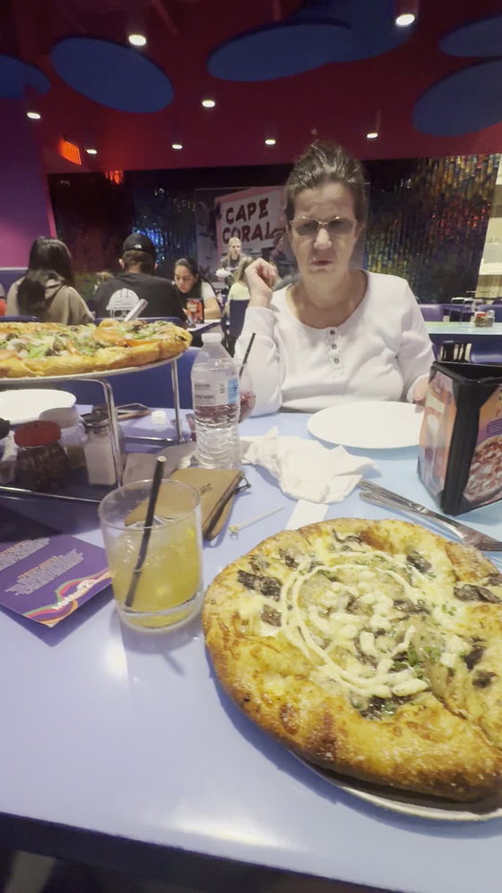 Mellow Mushroom Cape Coral
