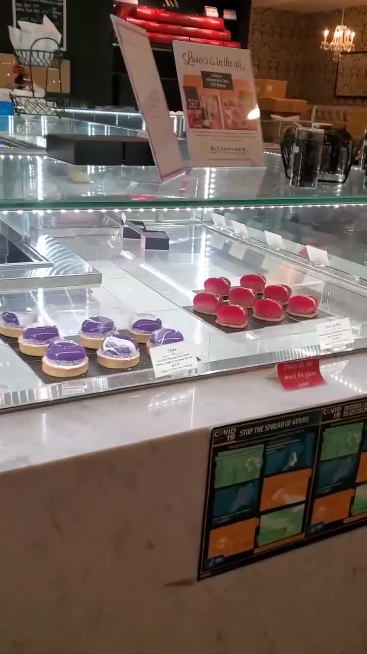 Video review of Alexander's Patisserie