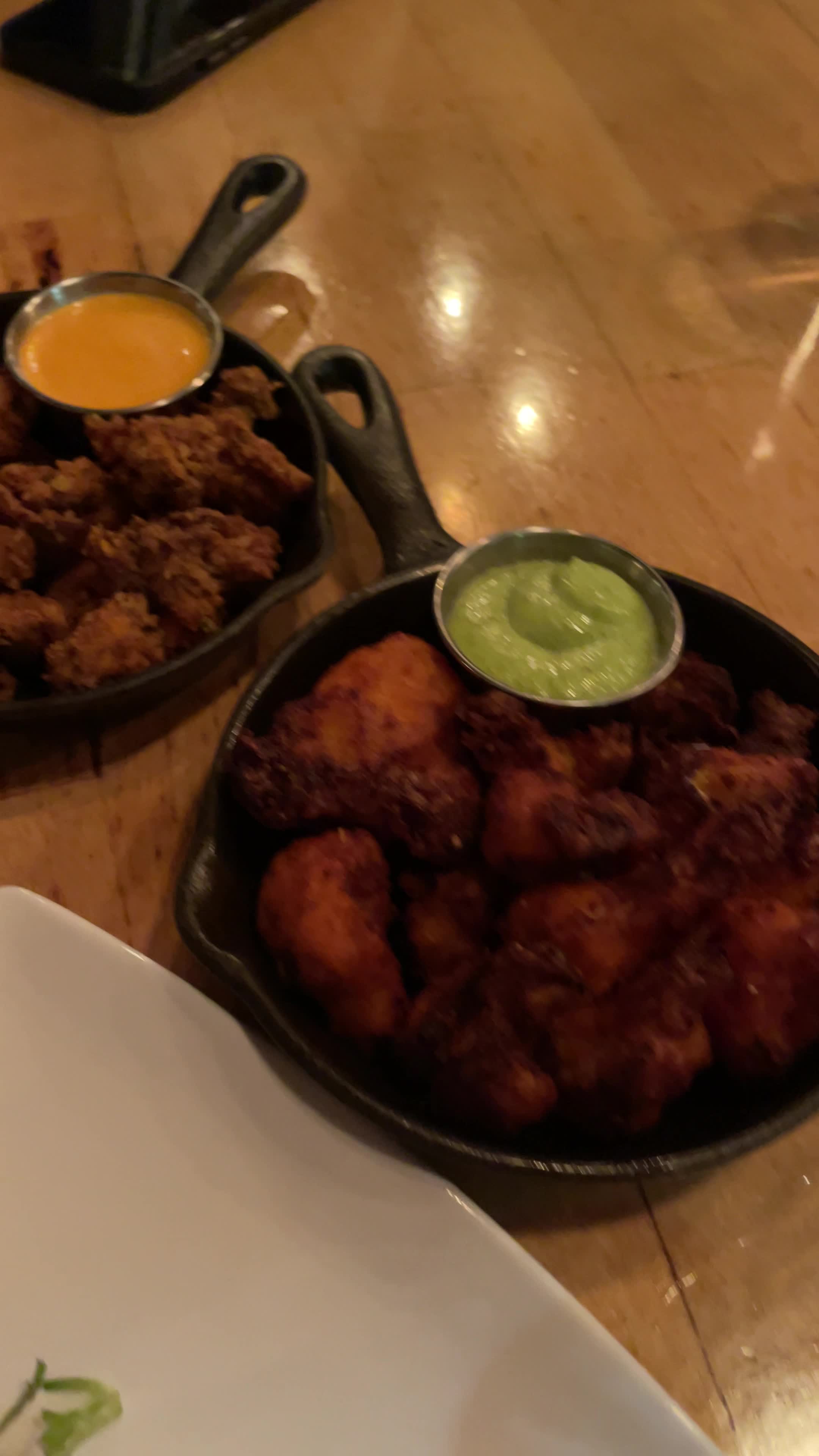 Video review of 8oz Burger Bar