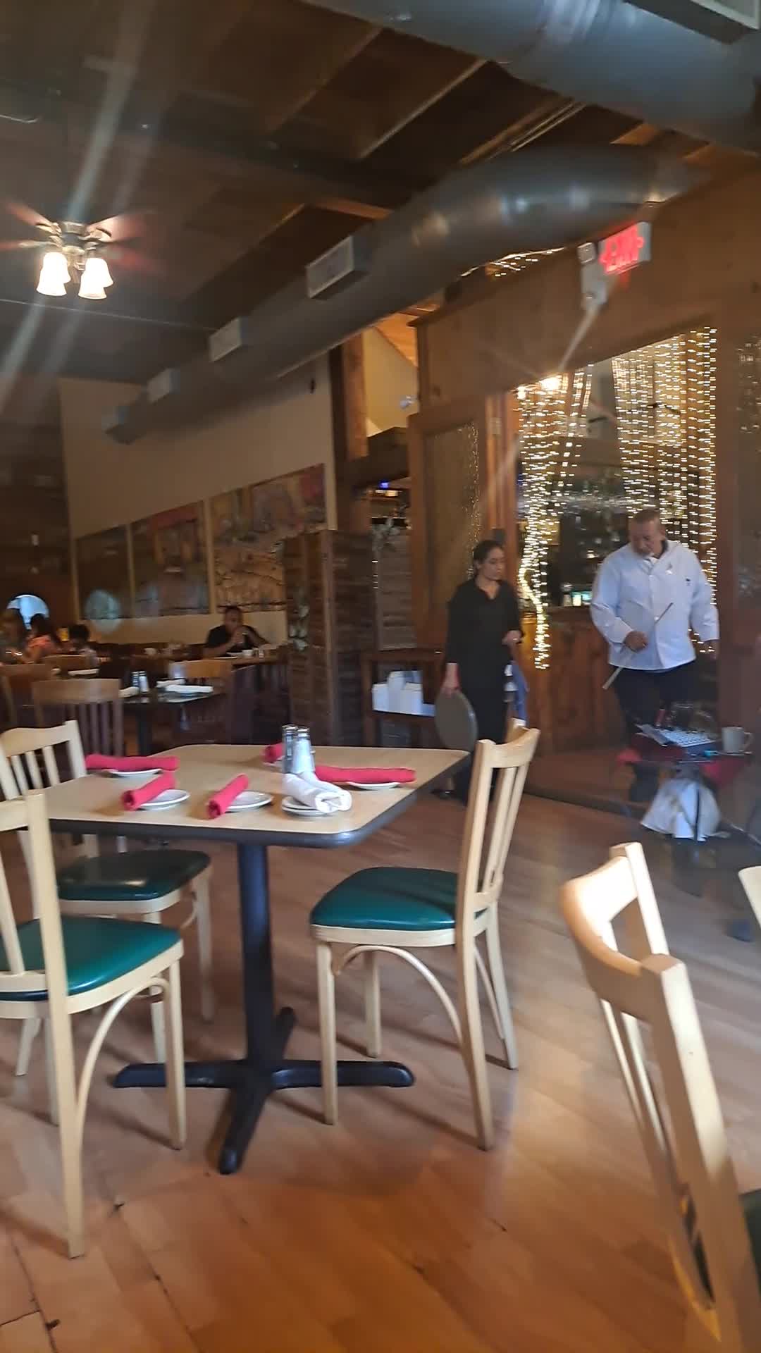 Las Guitarras Cocina Mexicana