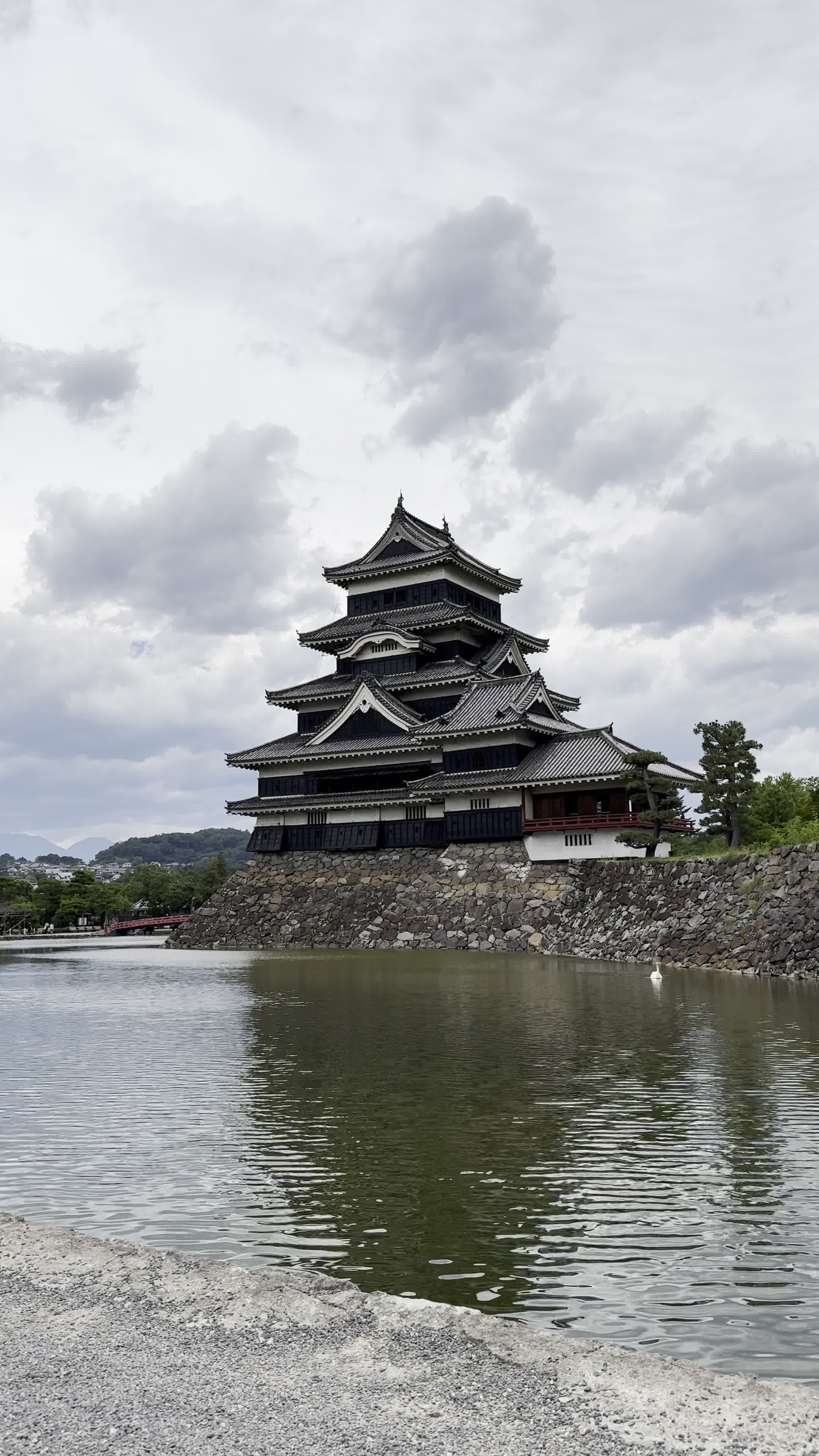 Matsumoto Castle (松本城)