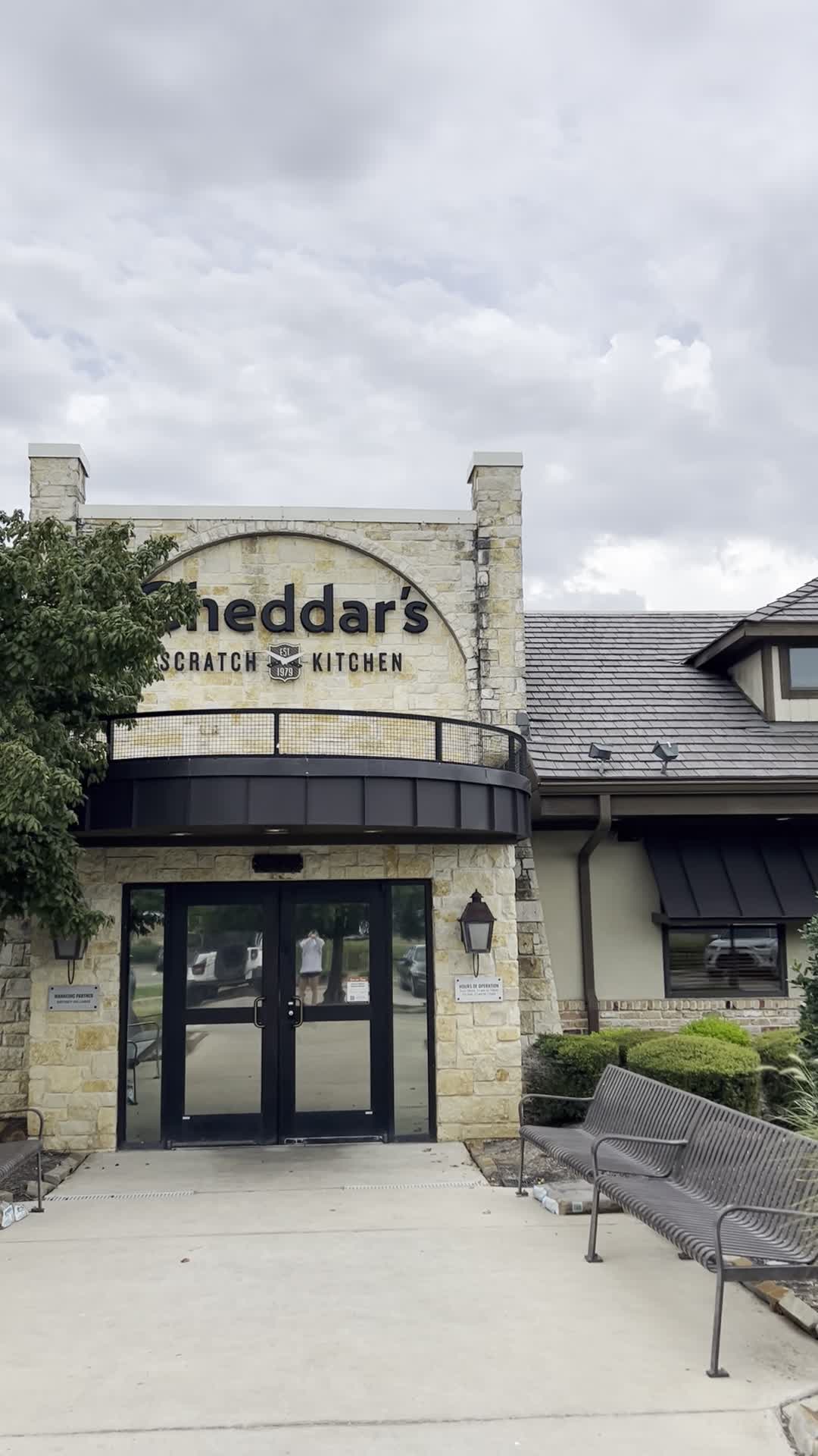 Cheddar's Scratch Kitchen