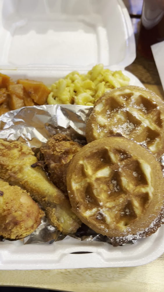 Ma Lessie’s Chicken & Waffles
