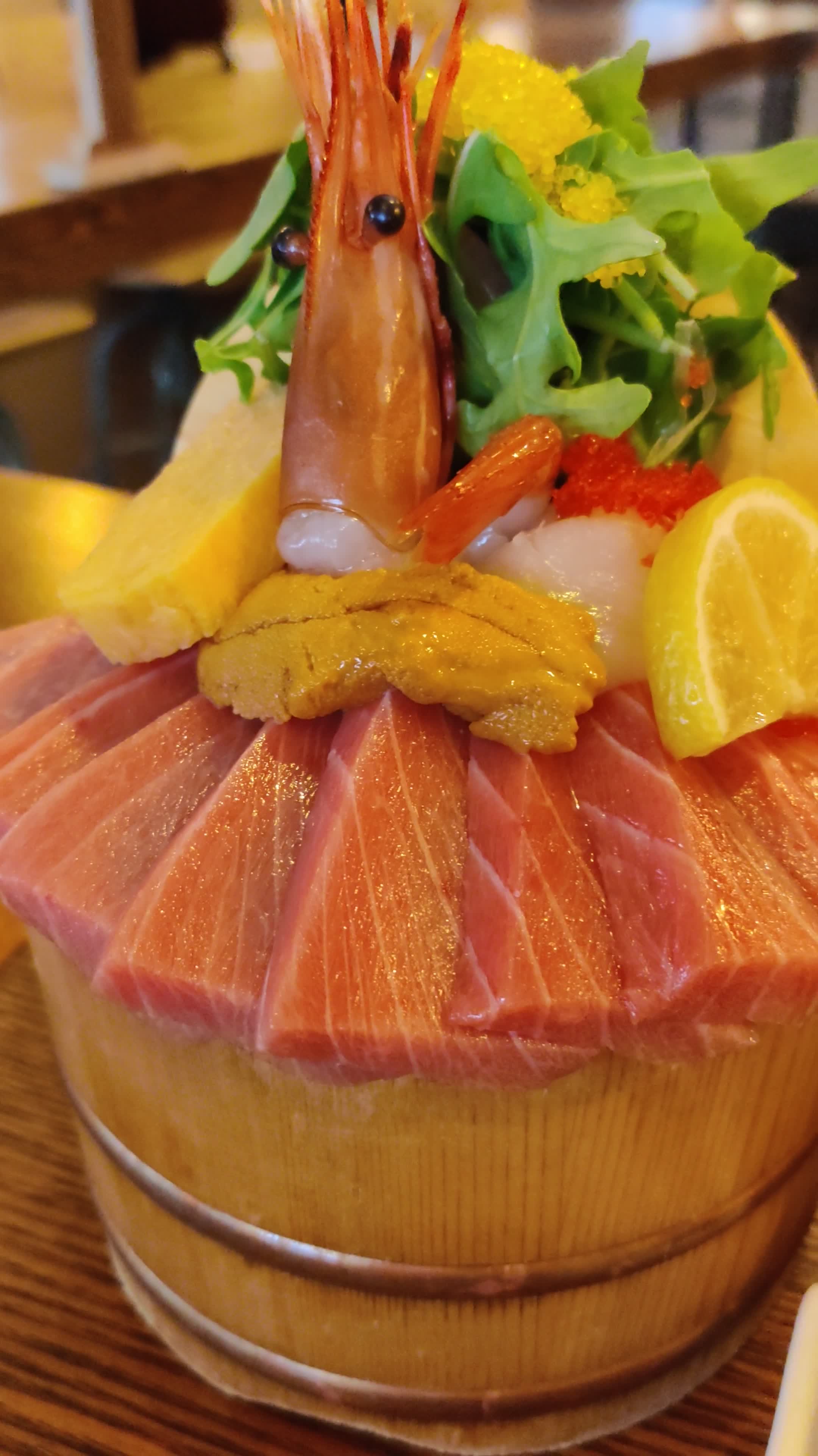 Video review of Raisu