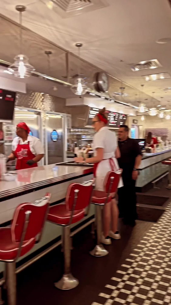 Sunliner Diner