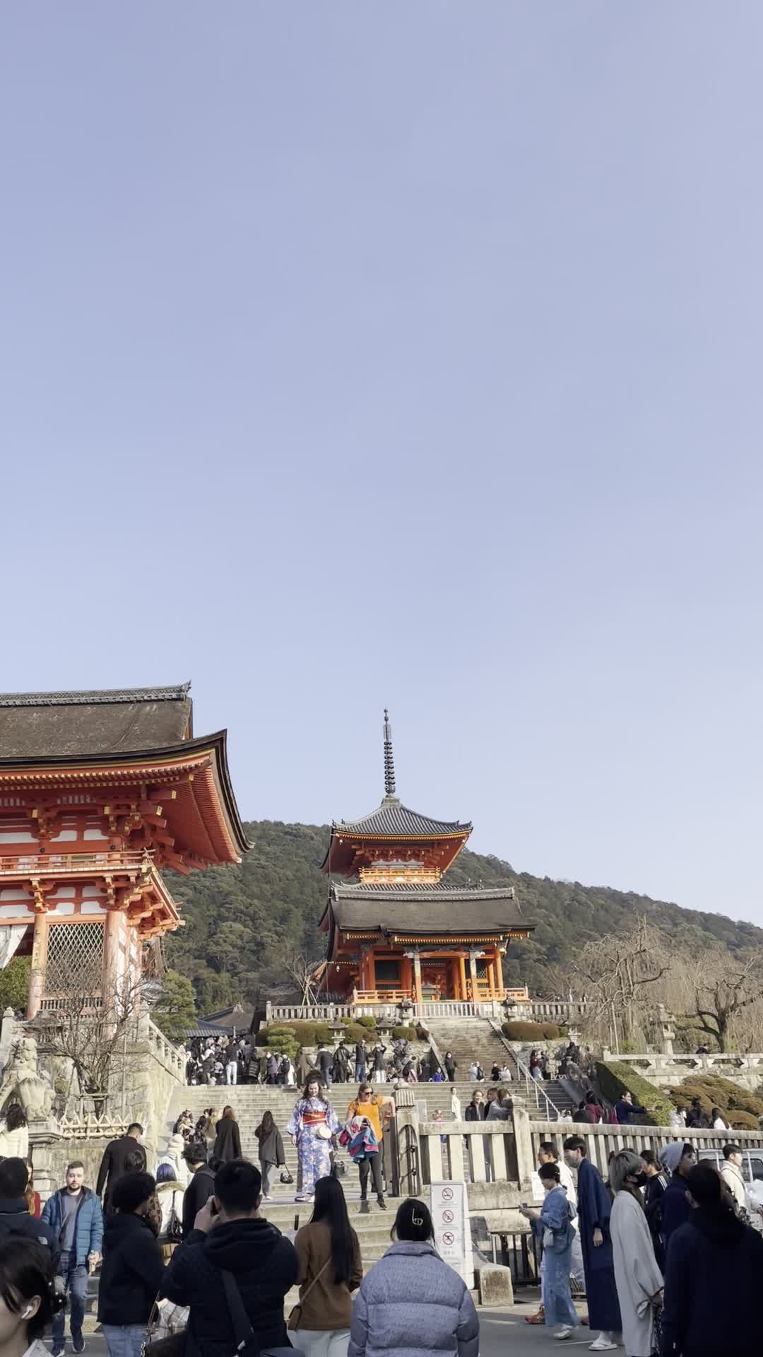 Kiyomizu-Zaka Street