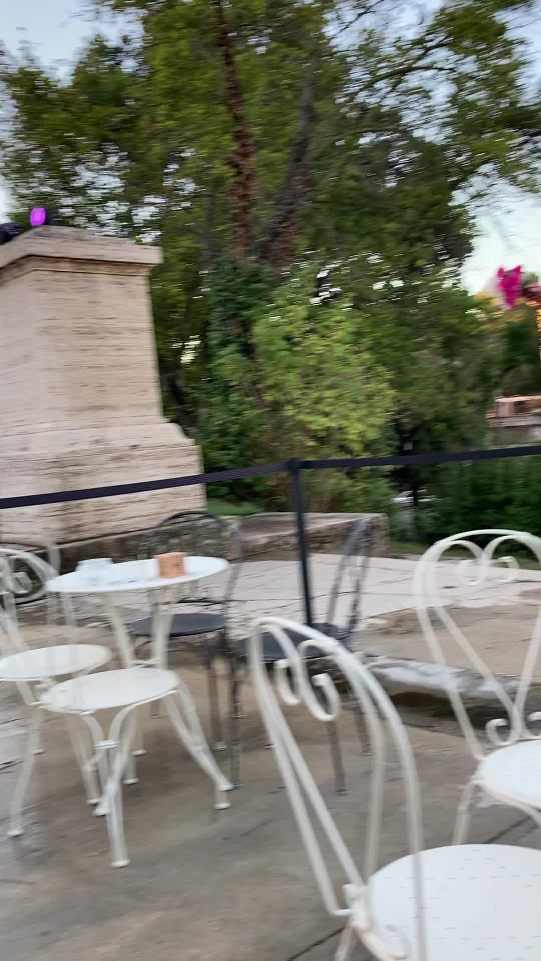 Satyrus Temporary Bar