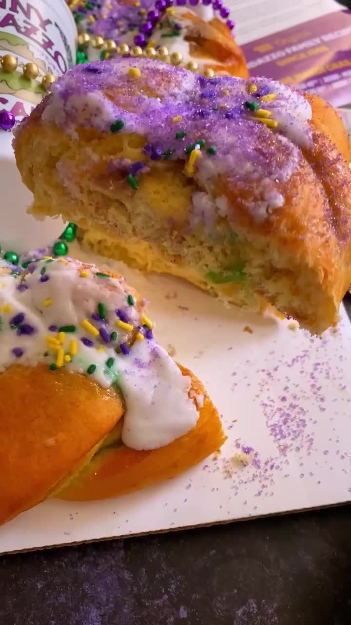 Manny Randazzo King Cakes