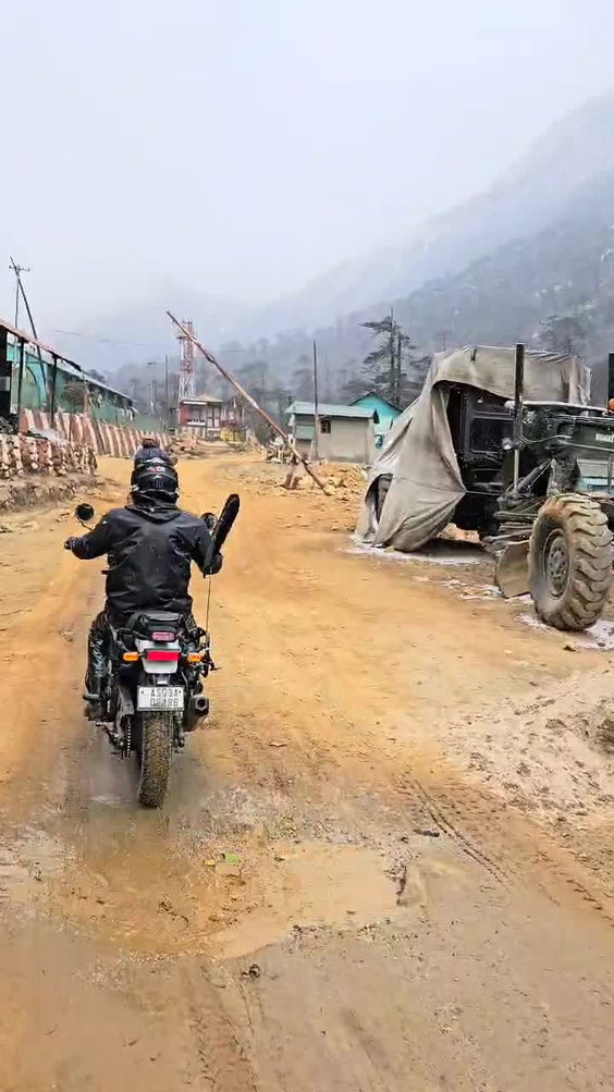 City Moment · Tawang