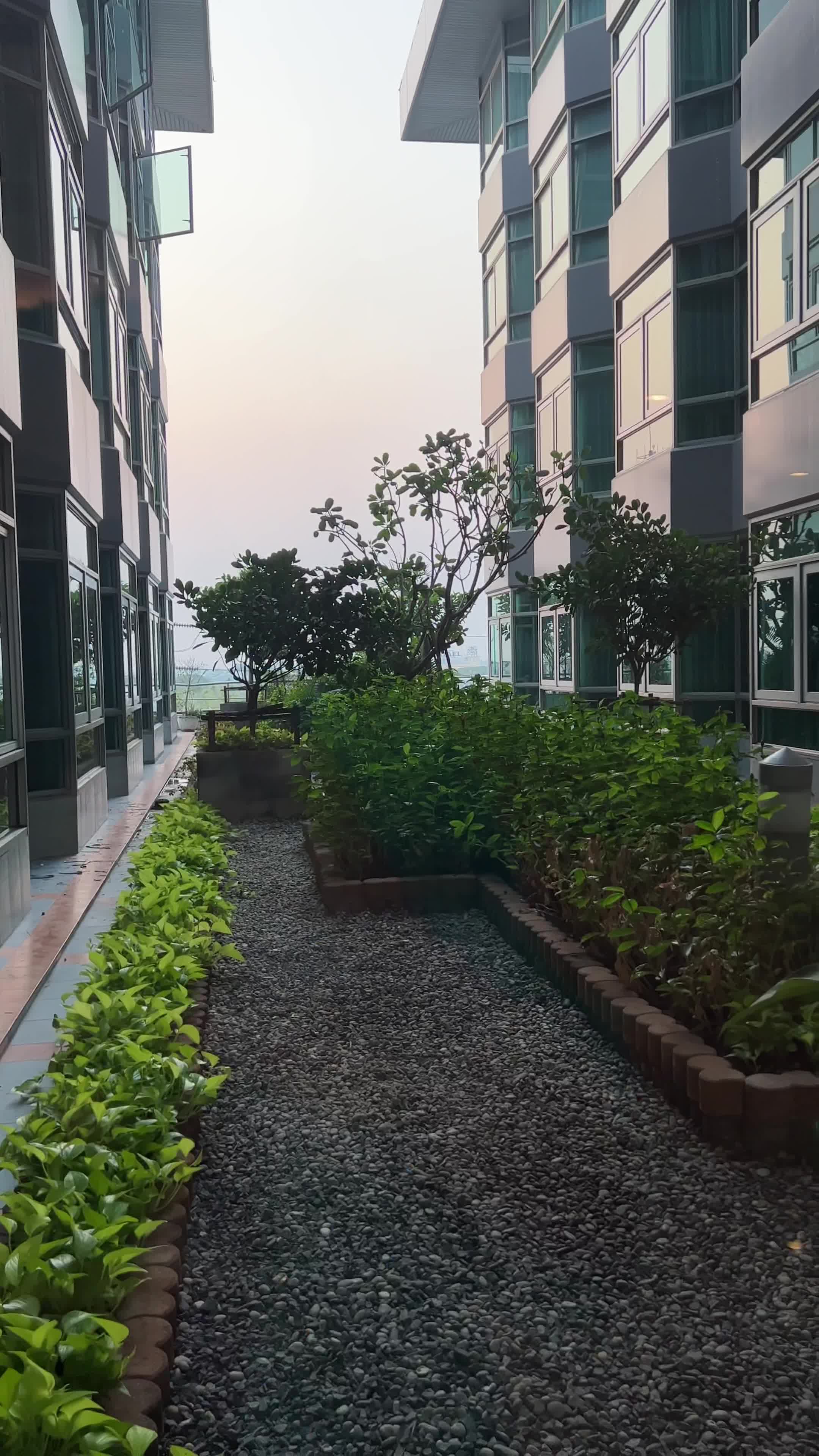 Siam Mandarina Hotel (โรงแรม สยามแมนดาริน่า)