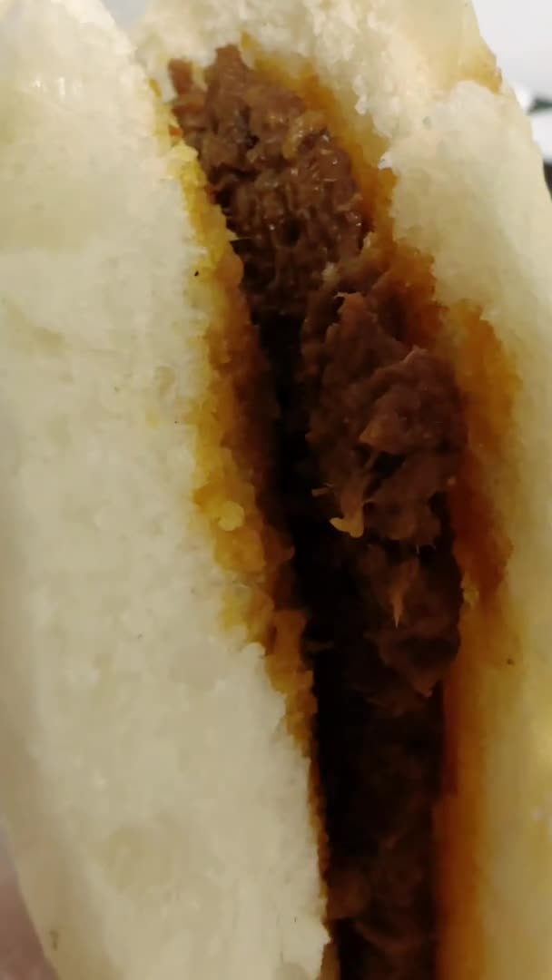 Video review of Spicy Village
