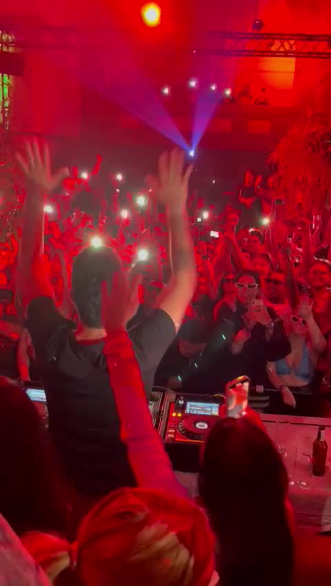 BOTANIK SOCIAL HOUSE