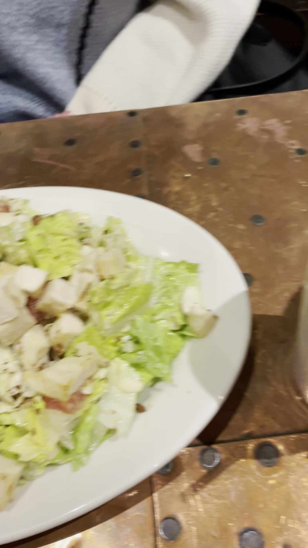 Video review of Caffe La Scala