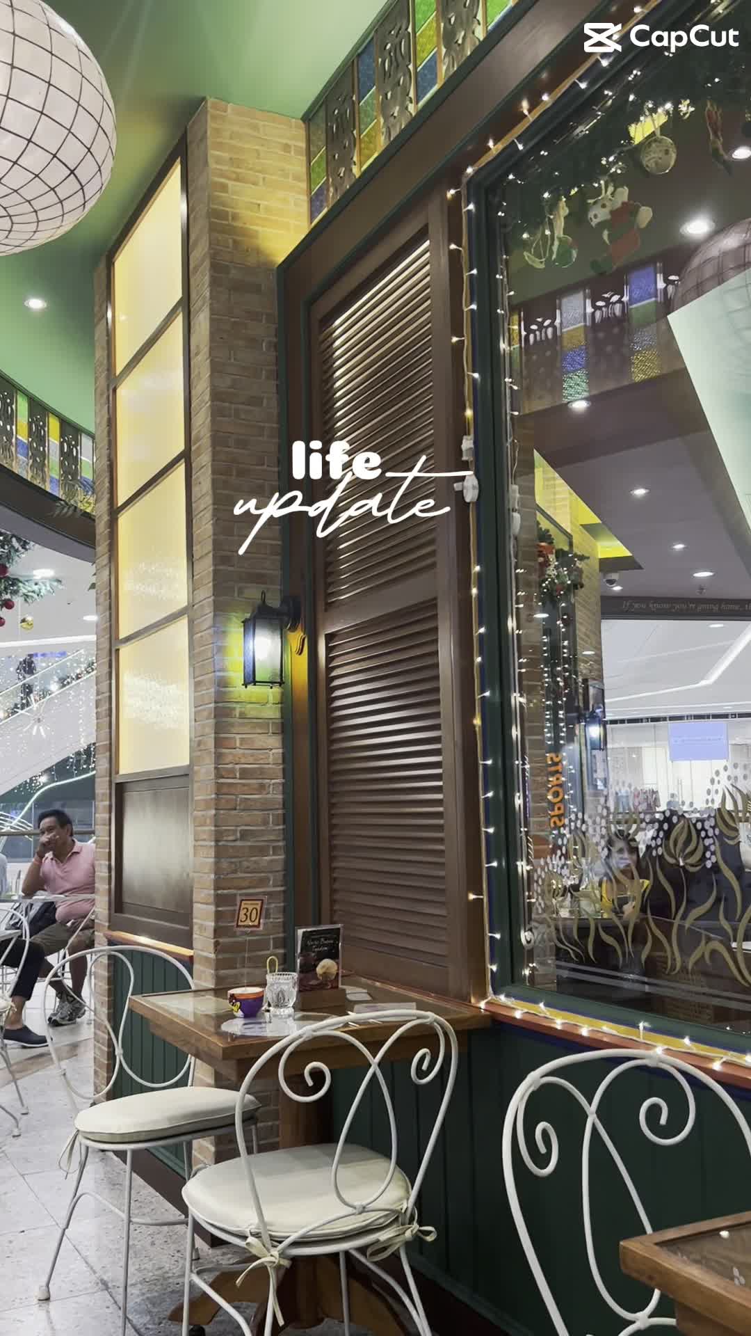 Video review of Café Mary Grace